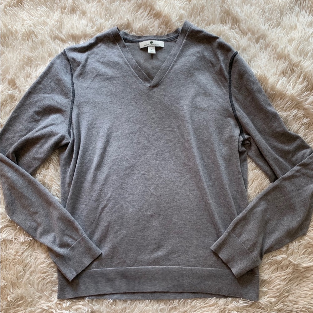 banana republic gray sweater